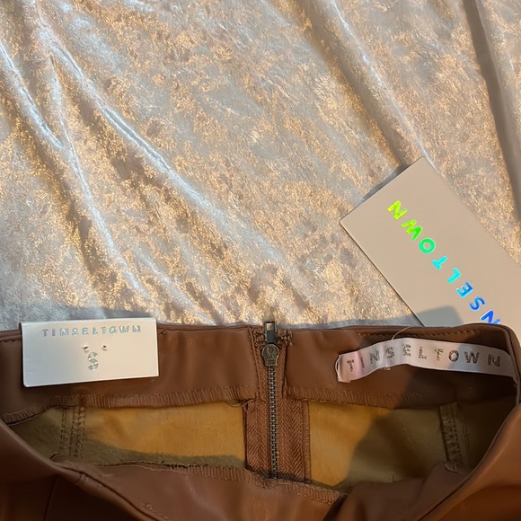 NWOT Faux Leather Mini Skirt Brown Tinseltown - Picture 3 of 3